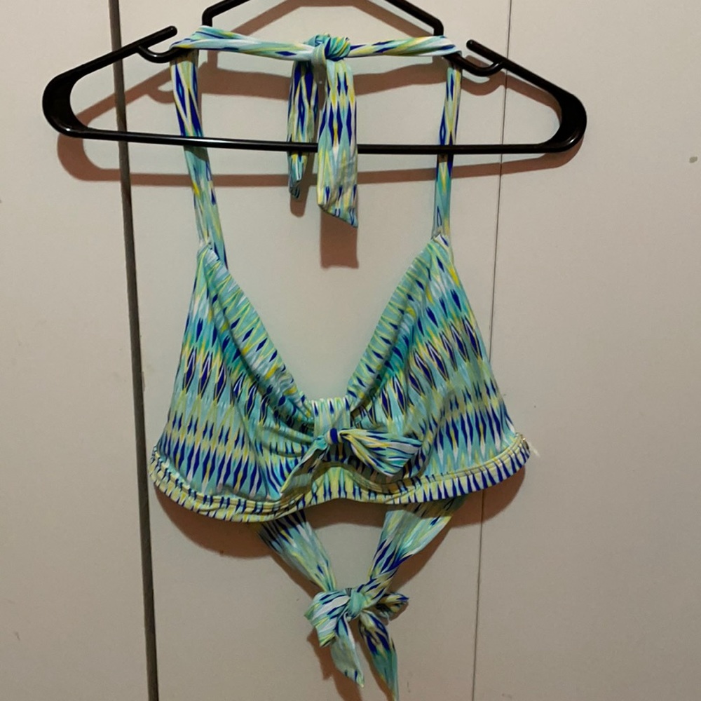 Azura Bikini top